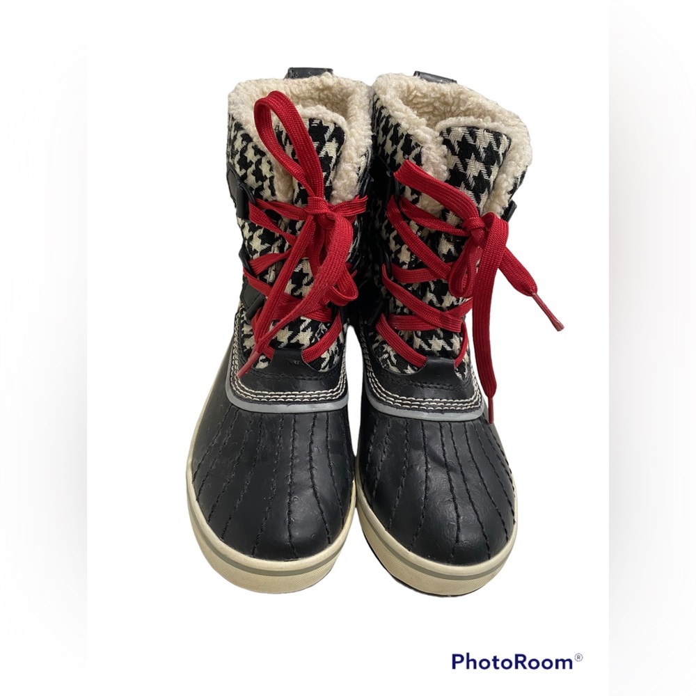 Sorel Tivoli Black/White Houndstooth Snow Boot Size 6 🔥Final Price🔥